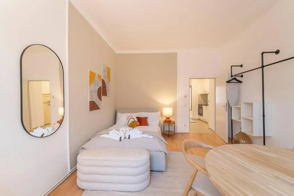 Josef'S Home I Premium Apartment I Uno-City & Vic Vienna 0*,  Austria